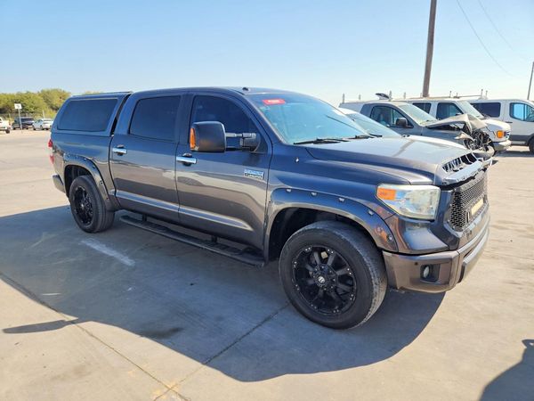 2014 TOYOTA TUNDRA Platinum — Passenger 3/4