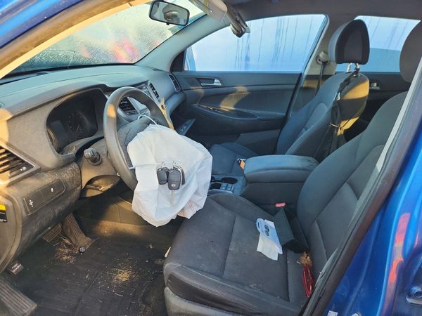 2017 HYUNDAI TUCSON — DENT