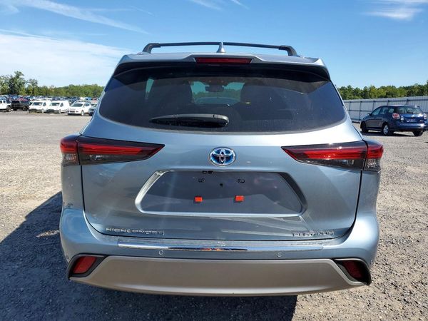 2024 TOYOTA HIGHLANDER Platinum — DIRR