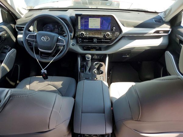 2024 TOYOTA HIGHLANDER Platinum — CKPT