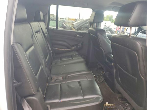 2015 CHEVROLET SUBURBAN LT