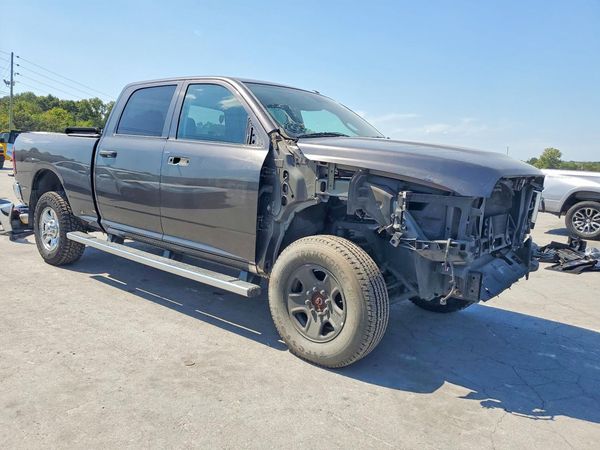 2016 RAM 2500 ST