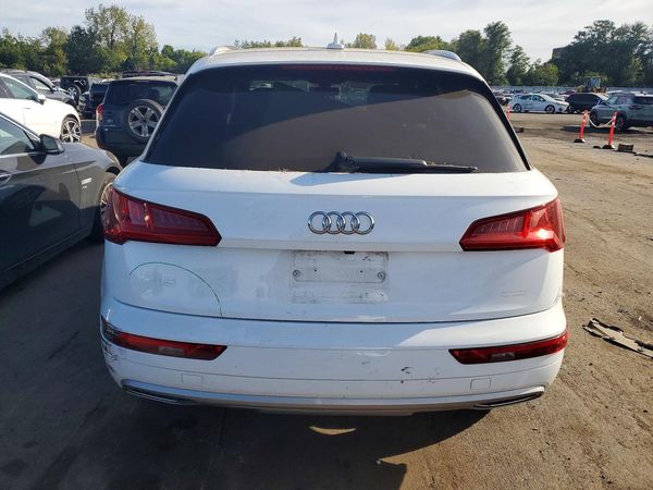 2019 AUDI Q5 quattro Premium — DIRR
