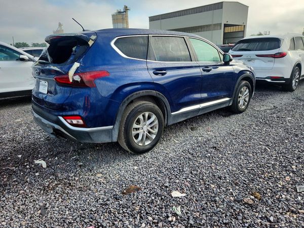 2020 HYUNDAI SANTA FE SE