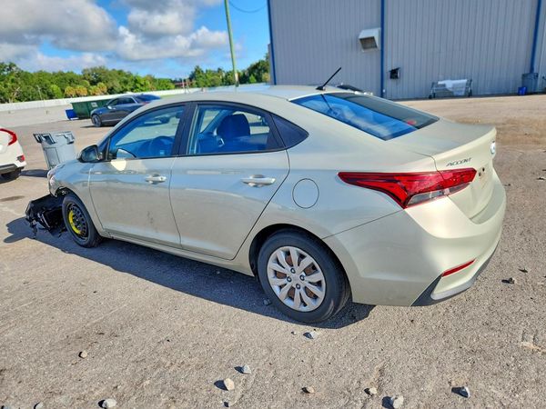 2018 HYUNDAI ACCENT SE and SEL