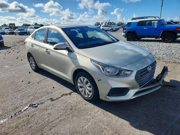 2018 HYUNDAI ACCENT SE and SEL