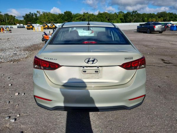2018 HYUNDAI ACCENT SE and SEL