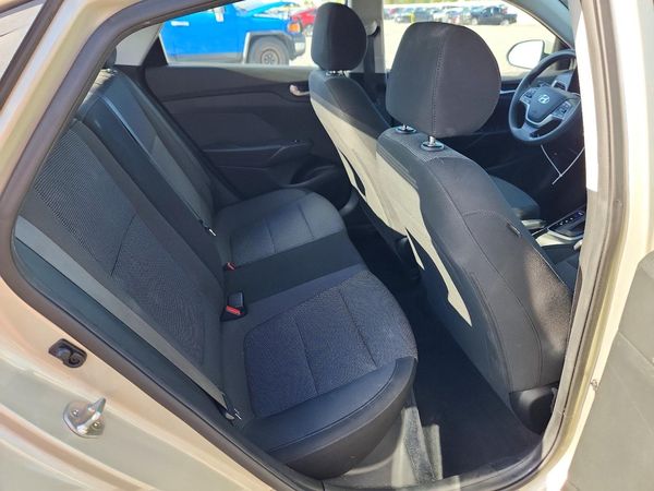 2018 HYUNDAI ACCENT SE and SEL