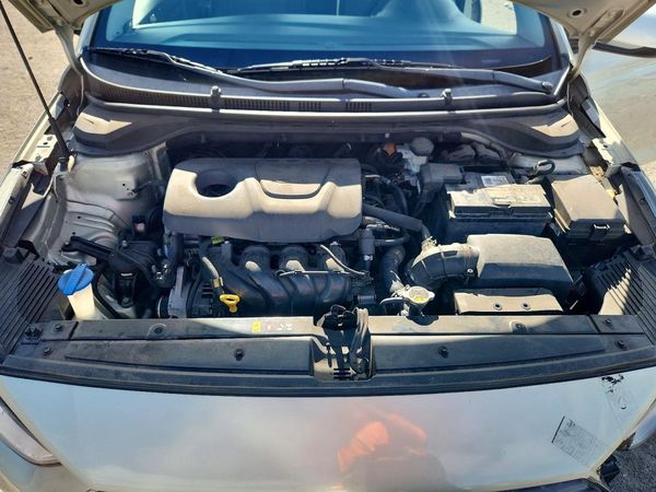 2018 HYUNDAI ACCENT SE and SEL