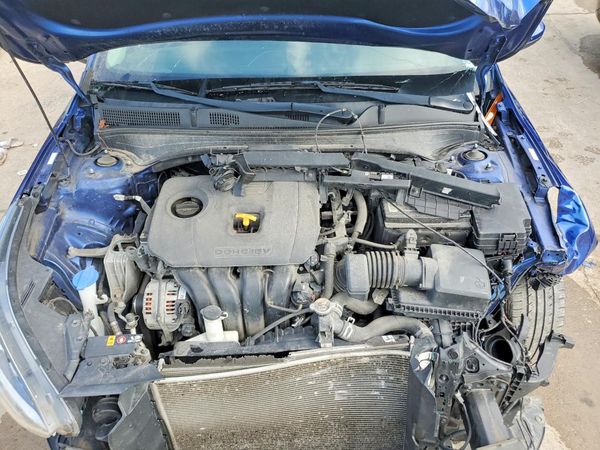 2019 KIA FORTE — Engine bay