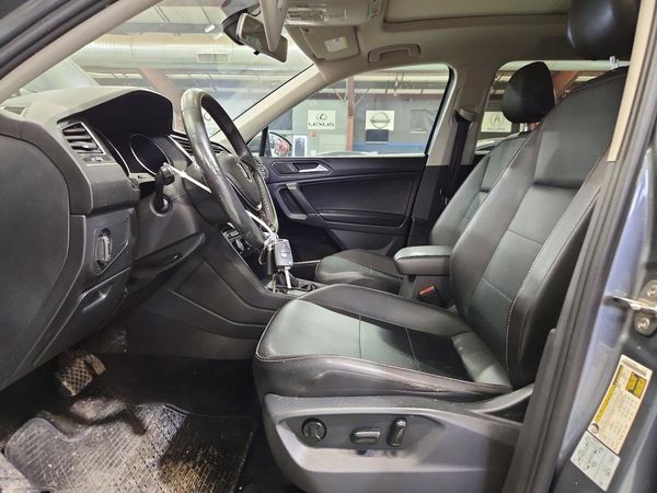 2020 VOLKSWAGEN TIGUAN 4Motion SE, 4Motion SEL — DENT