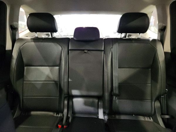 2020 VOLKSWAGEN TIGUAN 4Motion SE, 4Motion SEL — SUVN