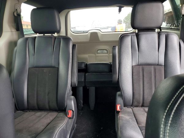 2019 DODGE GRAND CARAVAN SXT — SUVN