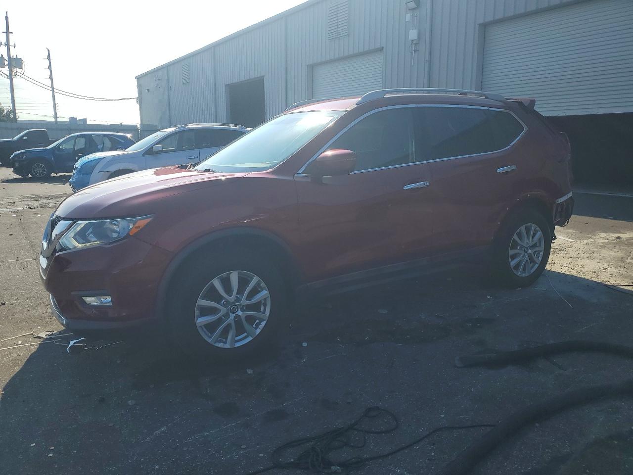 2018 NISSAN ROGUE — Front 3/4
