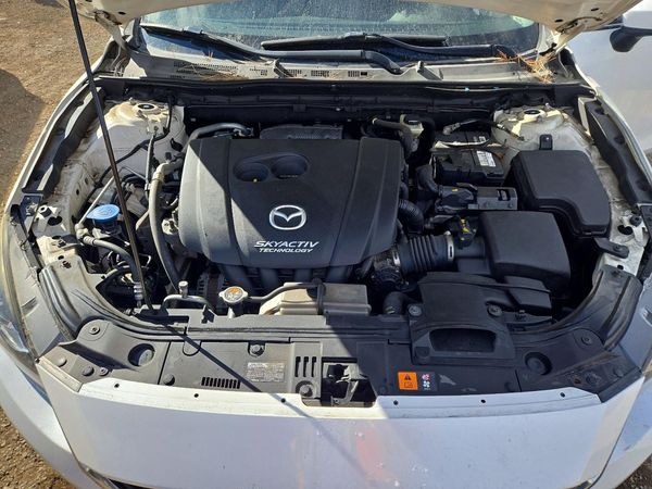 2016 MAZDA 3 Touring/GS