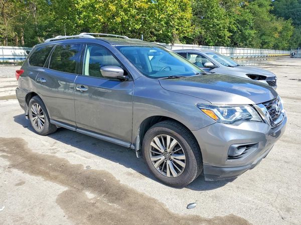 2019 NISSAN PATHFINDER — Passenger 3/4