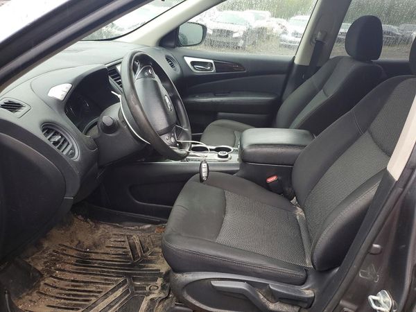 2019 NISSAN PATHFINDER — DENT