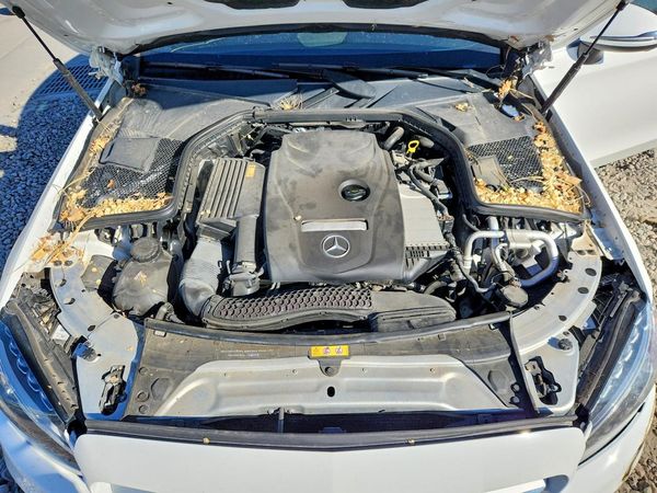 2017 MERCEDES-BENZ C-CLASS C300-4M — Engine bay