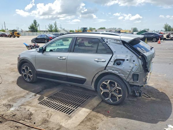2023 KIA NIRO EX