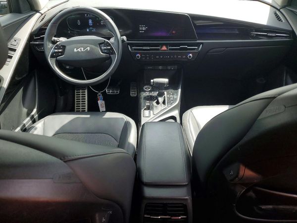 2023 KIA NIRO EX