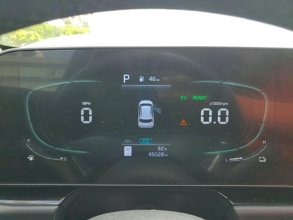 2023 KIA NIRO EX
