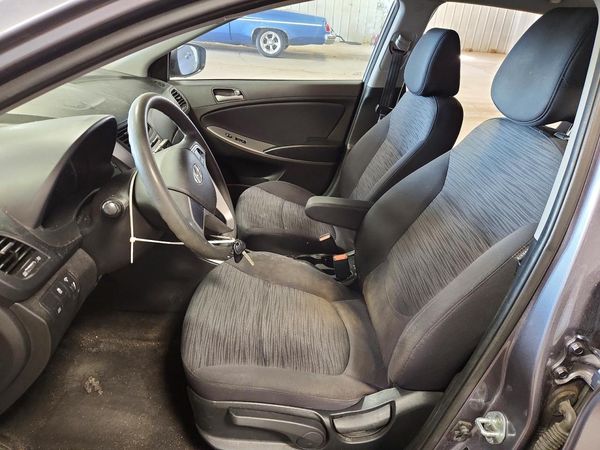 2017 HYUNDAI ACCENT SE Base