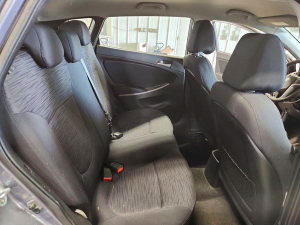 2017 HYUNDAI ACCENT SE Base
