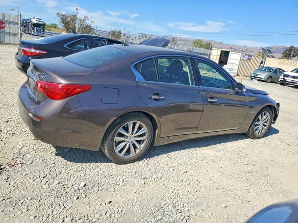 2014 INFINITI Q50