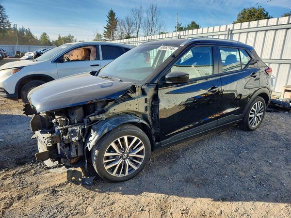 2021 NISSAN KICKS SV — Front 3/4