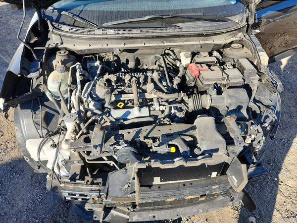 2021 NISSAN KICKS SV — Engine bay