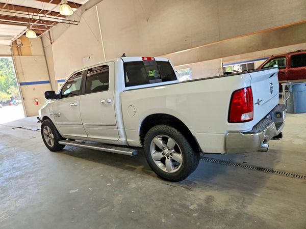 2017 RAM 1500 CRW 4X4 LRME SLT