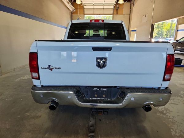 2017 RAM 1500 CRW 4X4 LRME SLT