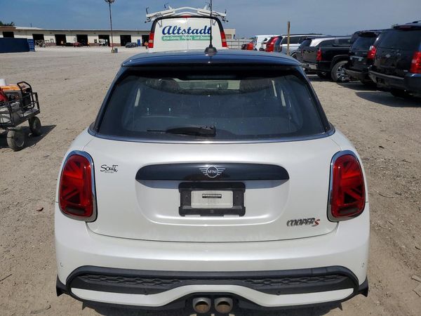 2023 MINI COOPER