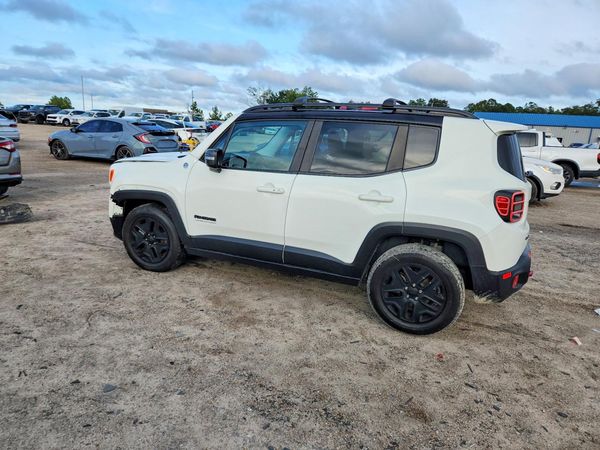 2017 JEEP RENEGADE Trailhawk
