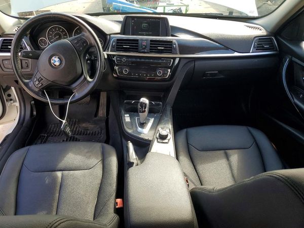 2018 BMW 320 xDrive SA — CKPT