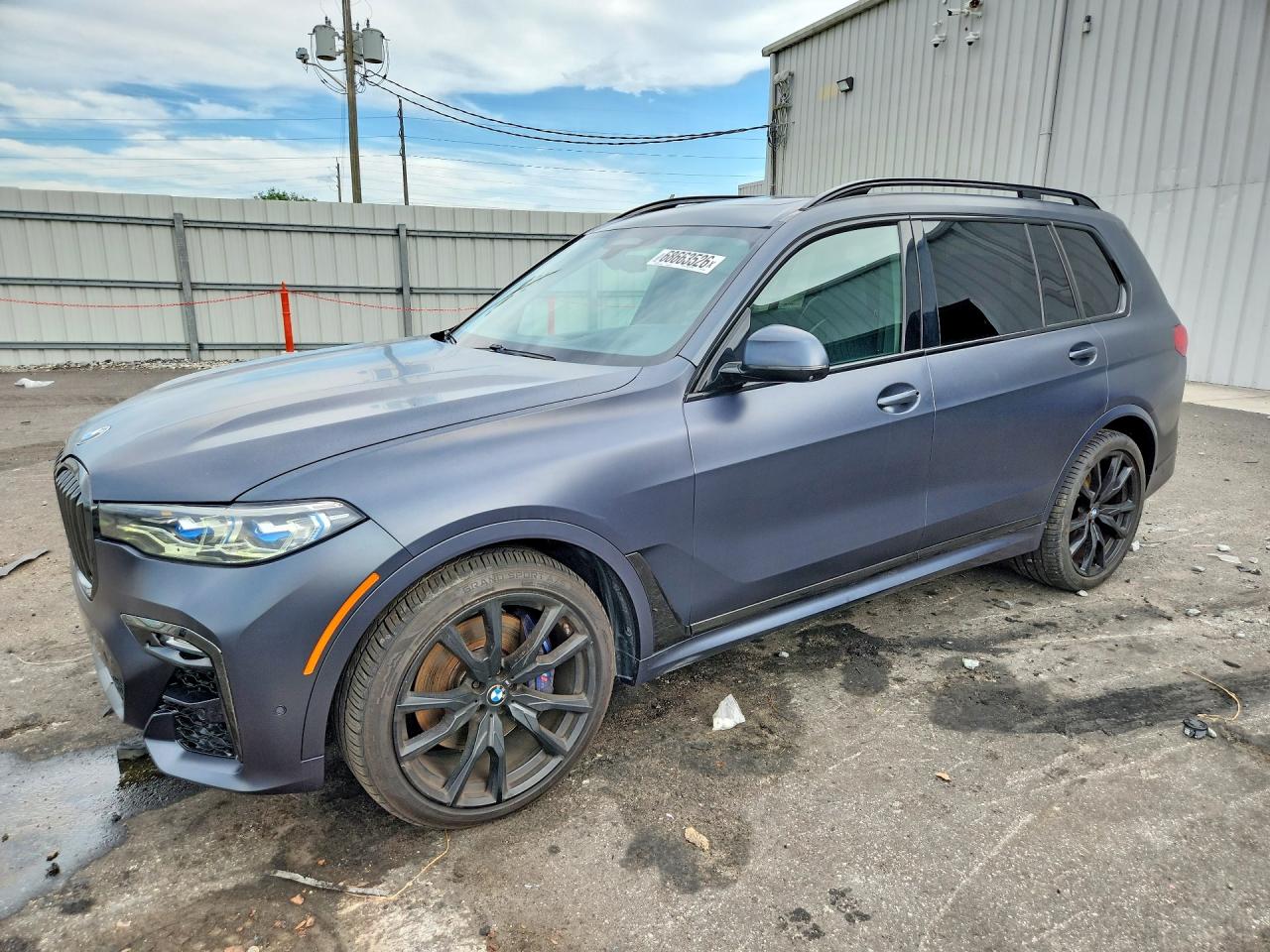 2021 BMW X7