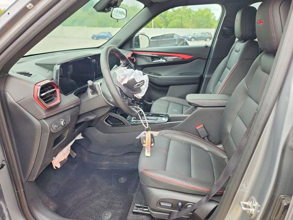 2026 CHEVROLET TRAILBLAZER RS — DENT