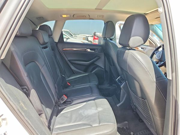 2017 AUDI Q5 quattro Premium