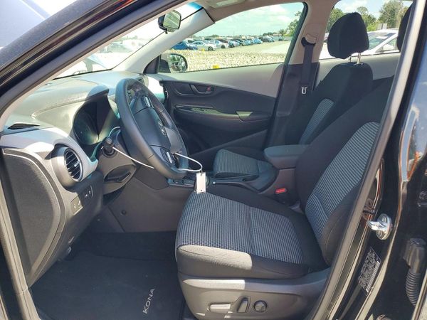 2019 HYUNDAI KONA — DENT