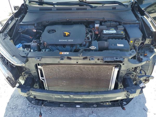 2019 HYUNDAI KONA — Engine bay