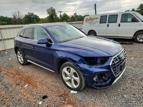 2021 AUDI Q5 — Passenger 3/4