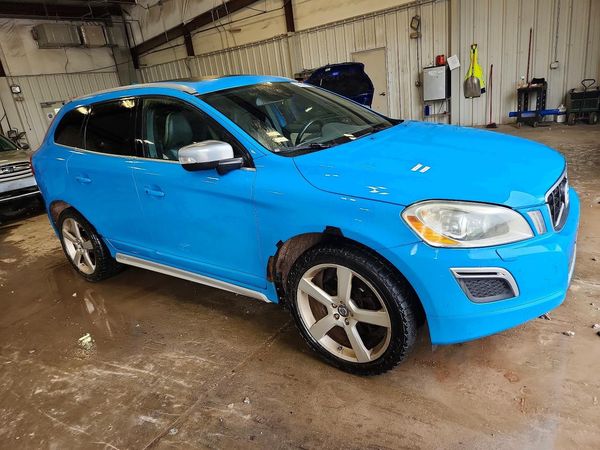 2013 VOLVO XC60