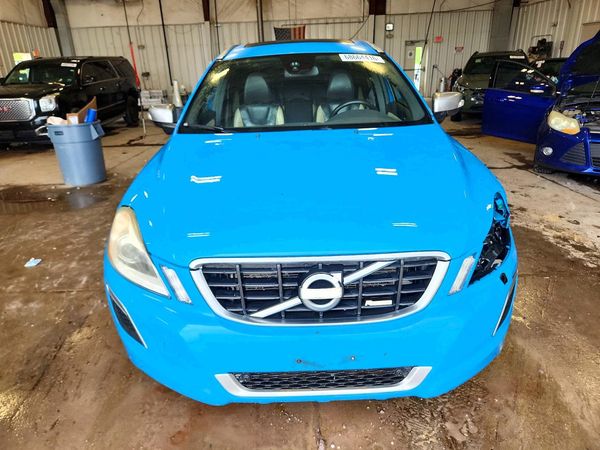 2013 VOLVO XC60