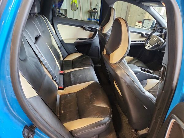 2013 VOLVO XC60