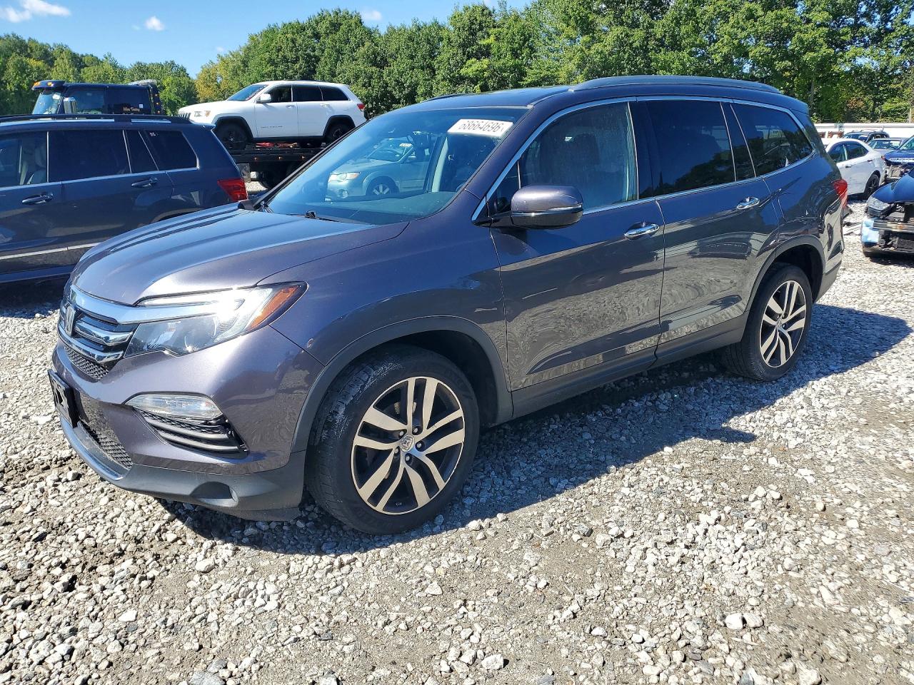 2016 HONDA PILOT TOURING — Front 3/4