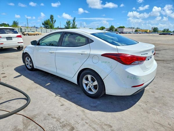 2014 HYUNDAI ELANTRA GLS(Middle)
