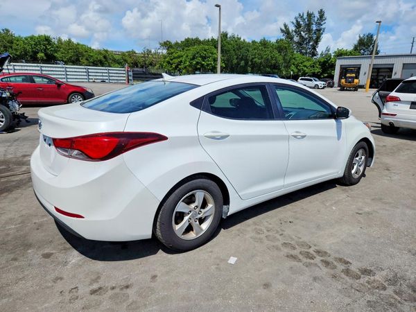 2014 HYUNDAI ELANTRA GLS(Middle)