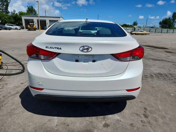 2014 HYUNDAI ELANTRA GLS(Middle)