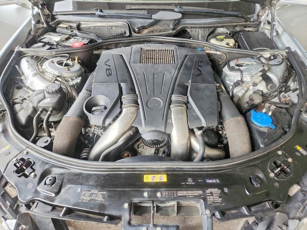 2012 MERCEDES-BENZ S S550 4-MATIC — Engine bay