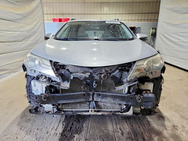 2015 TOYOTA RAV4 XLE (M Grade)